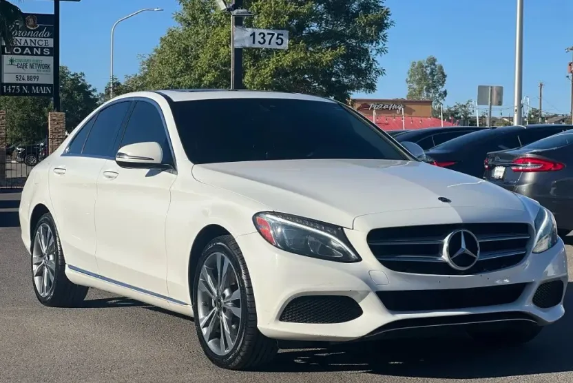 2018 Mercedes Benz C 300 4MATIC Sedan photo 1