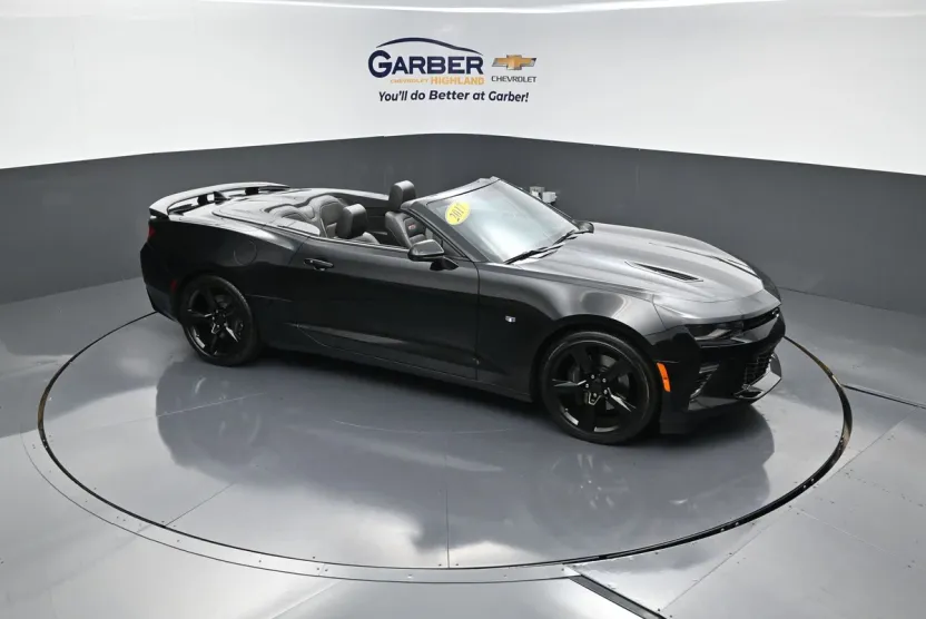 2017 Chevrolet Camaro 2SS photo 1
