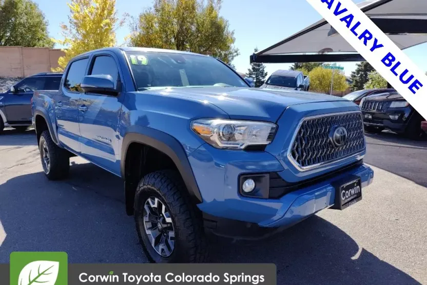 2019 Toyota Tacoma TRD Off-Road photo 1