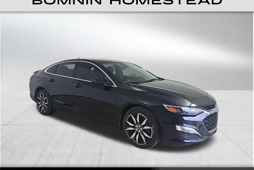 2022 Chevrolet Malibu RS photo 1