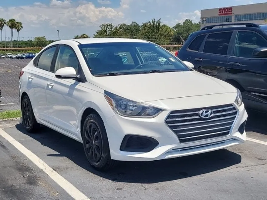 2019 Hyundai Accent SE photo 1