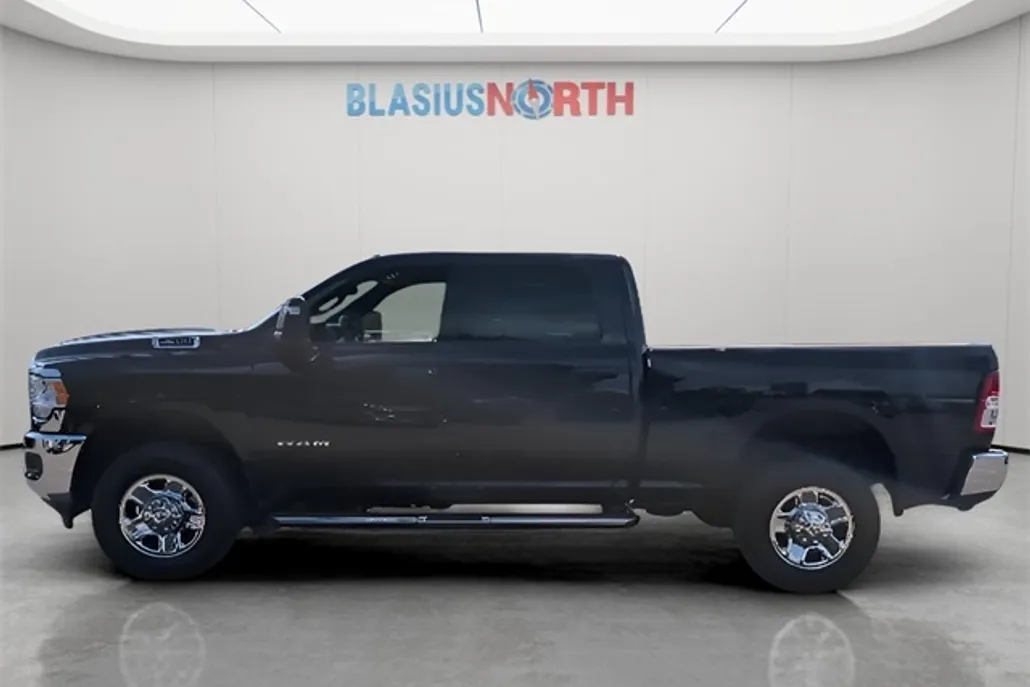 2024 Ram 2500 Big Horn photo 1