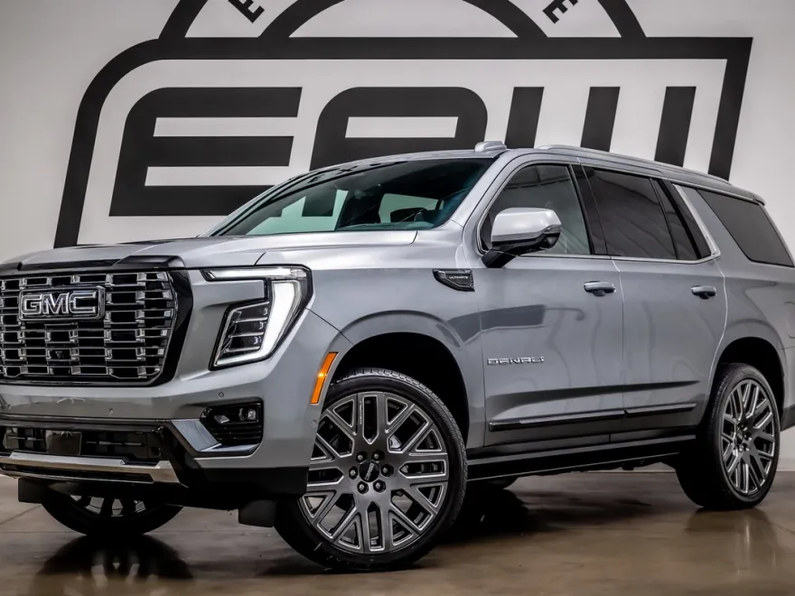 2025 Gmc Yukon Denali Ultimate photo 1