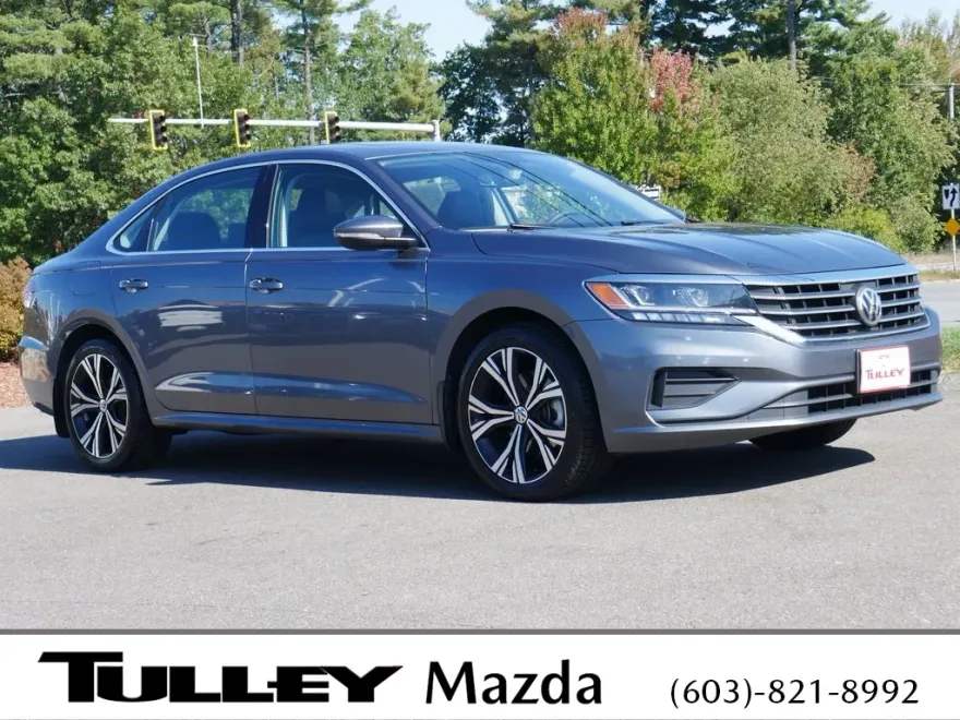2021 Volkswagen Passat 2.0T SE photo 1