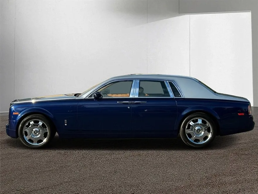 2004 Rolls Royce Phantom photo 1
