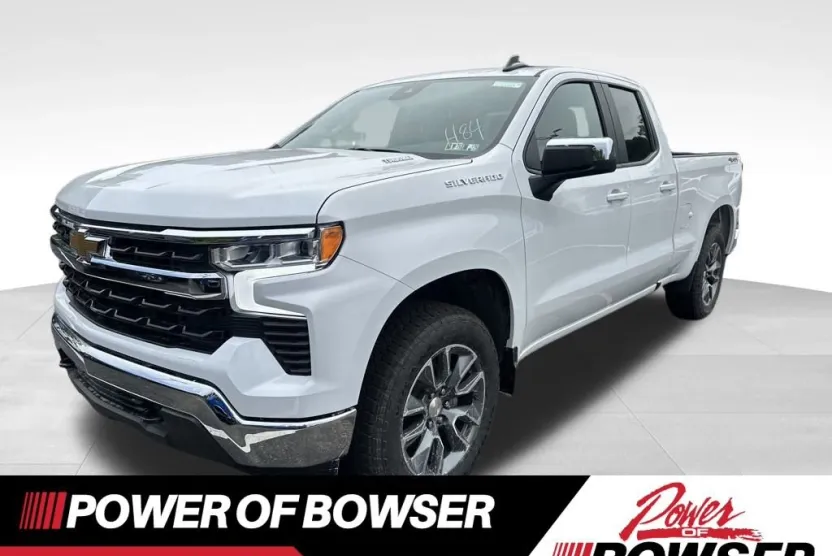2026 Chevrolet Silverado 1500 LT photo 1
