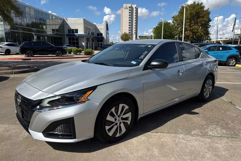 2024 Nissan Altima 2.5 S photo 1