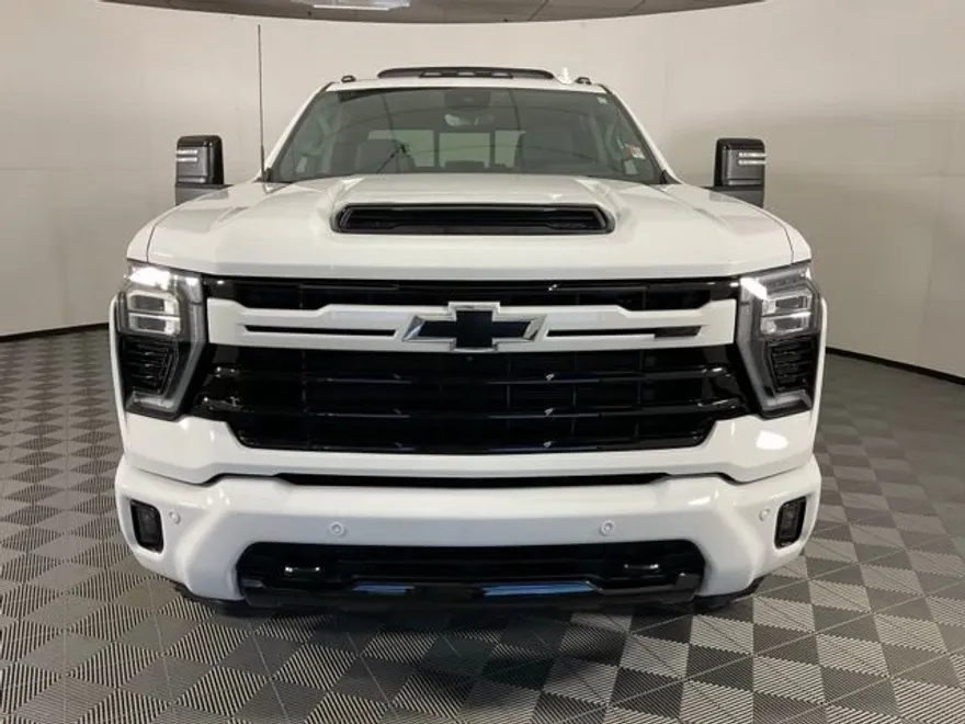 2024 Chevrolet Silverado 2500HD LTZ photo 1