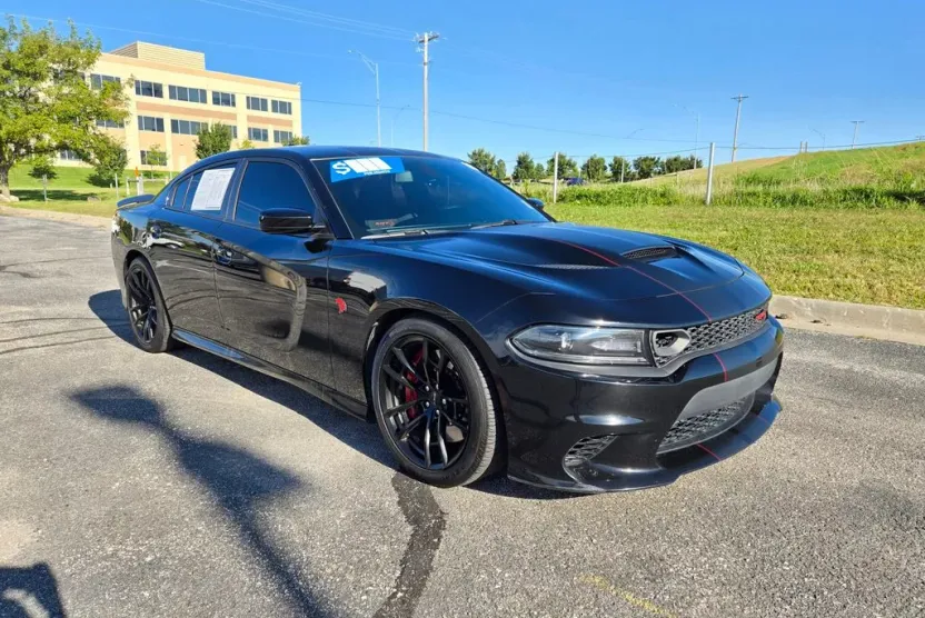 2019 Dodge Charger SRT8 Hellcat photo 1