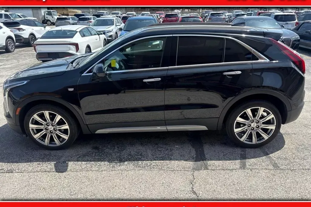 2019 Cadillac XT4 Premium Luxury photo 1