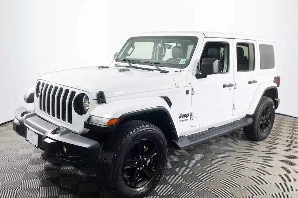 2022 Jeep Wrangler Unlimited Sahara Altitude photo 1
