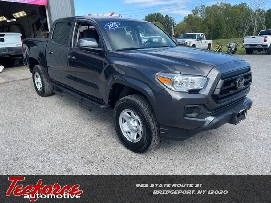 2022 Toyota Tacoma 4x4 SR Double Cab V6 photo 1