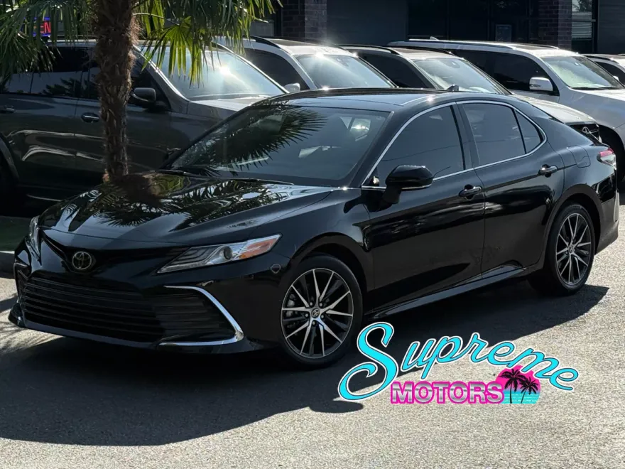 2024 Toyota Camry XLE photo 1