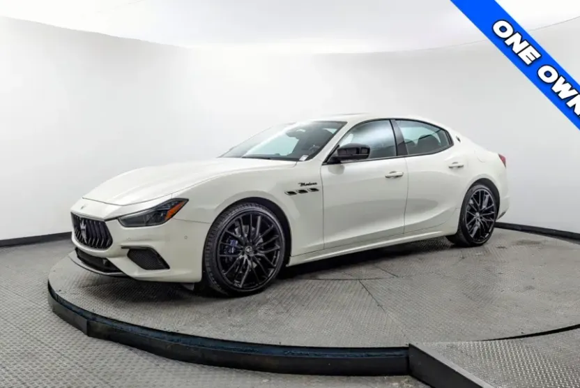 2022 Maserati Ghibli Modena photo 1
