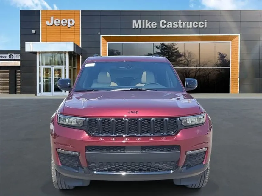 2025 Jeep Grand Cherokee Limited photo 1