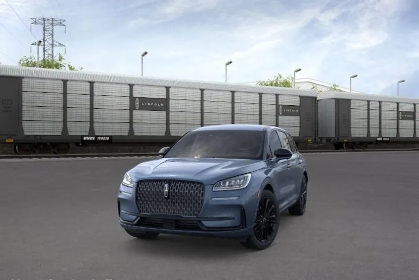 2025 Lincoln Corsair Premiere photo 1