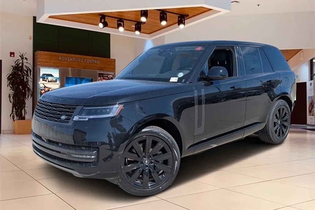 2025 Land Rover Range Rover SE photo 1