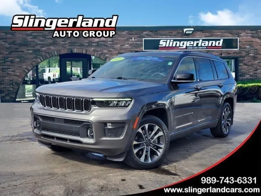 2023 Jeep Grand Cherokee Overland photo 1