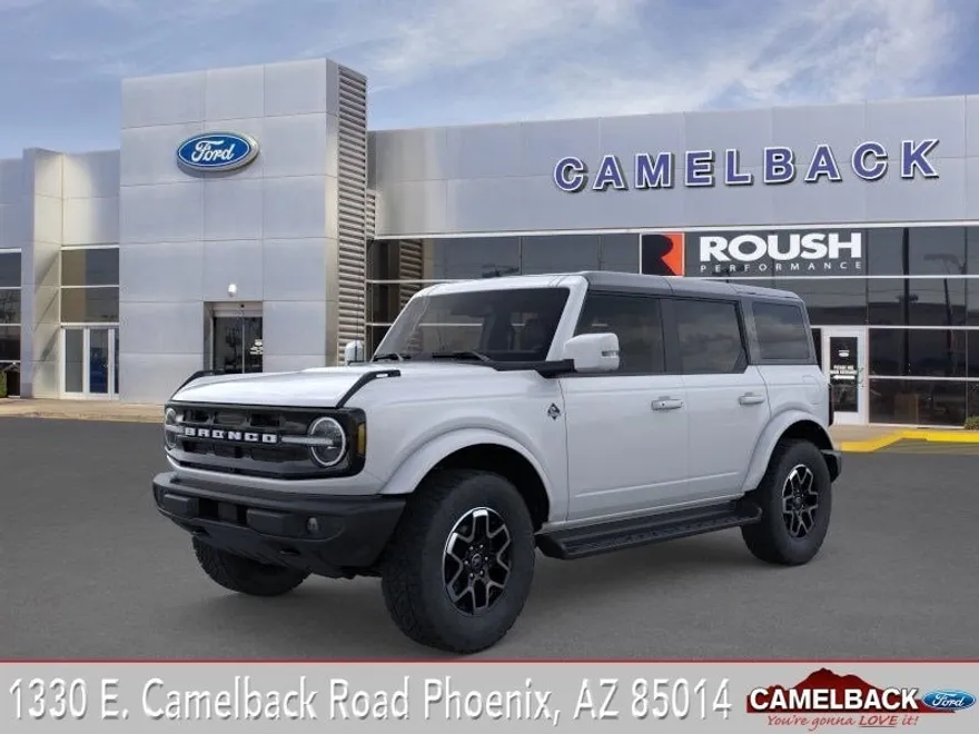 2025 Ford Bronco Outer Banks photo 1