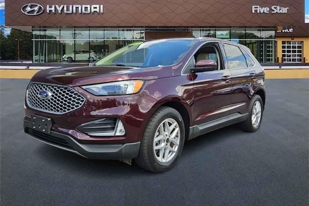 2024 Ford Edge SEL photo 1