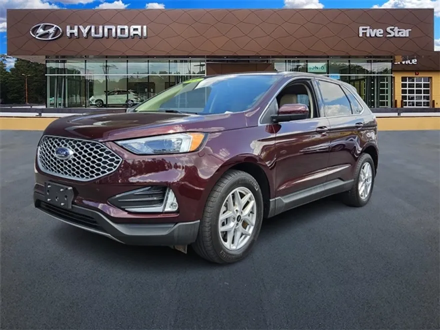 2024 Ford Edge SEL photo 1