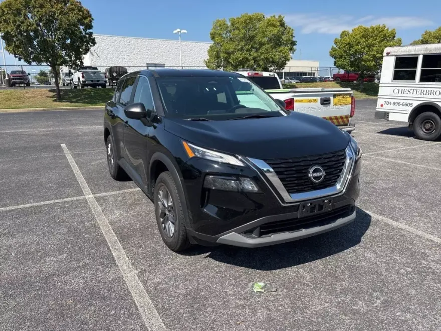 2023 Nissan Rogue S photo 1