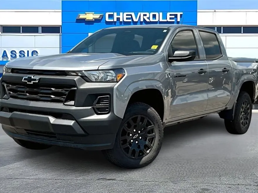 2026 Chevrolet Colorado Work Truck photo 1