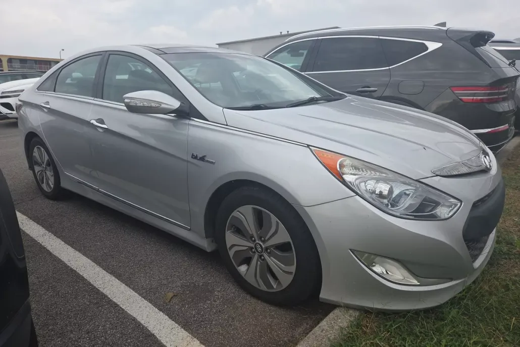 2015 Hyundai Sonata Hybrid Limited photo 1