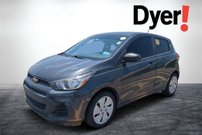 2017 Chevrolet Spark LS photo 1