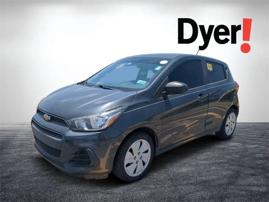 2017 Chevrolet Spark LS photo 1