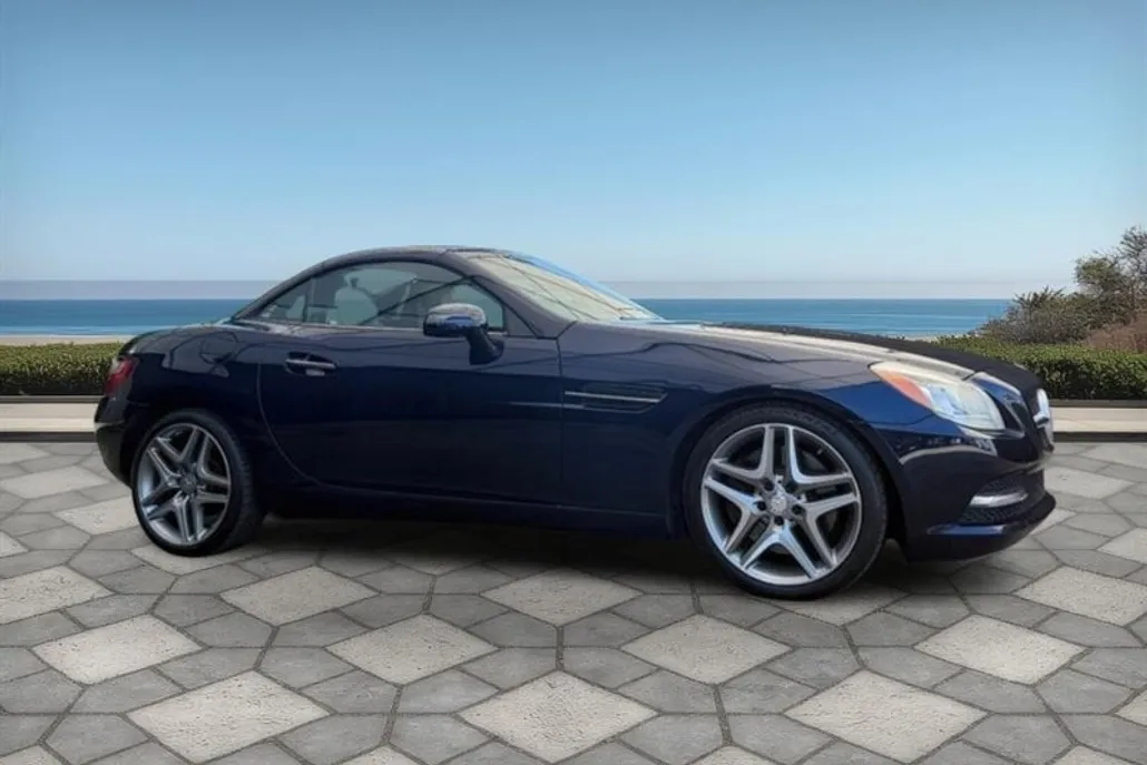 2013 Mercedes Benz SLK 350 photo 1