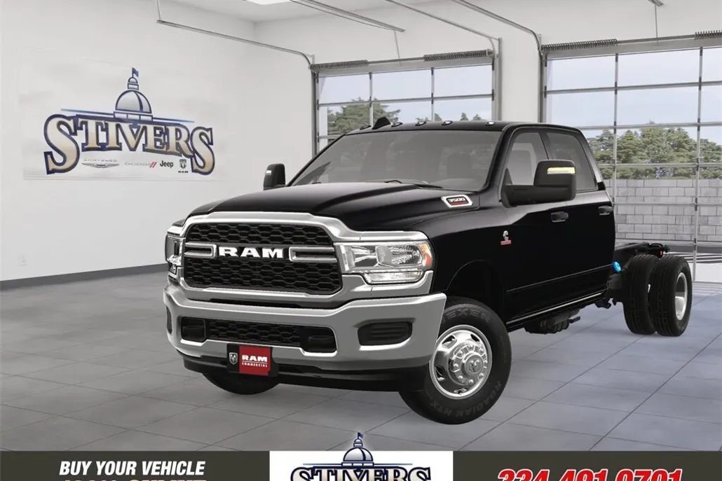 2024 Ram 3500 Tradesman photo 1