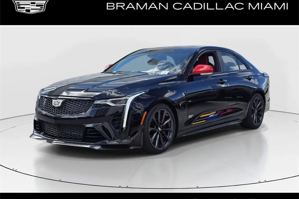 2024 Cadillac CT4 Blackwing photo 1