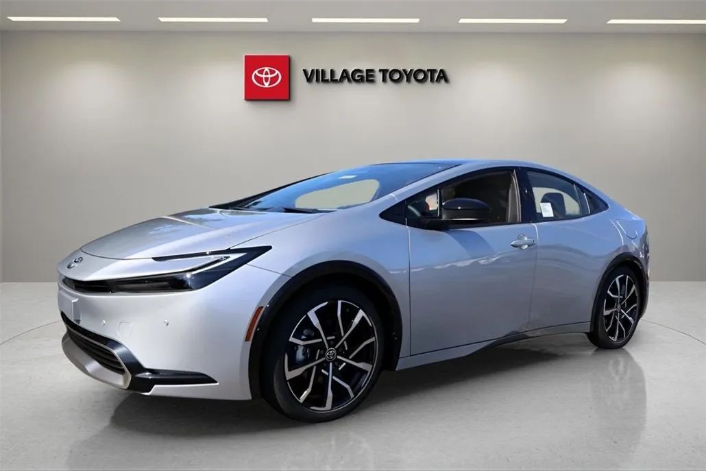 2026 Toyota Prius Plug-in Hybrid XSE photo 1