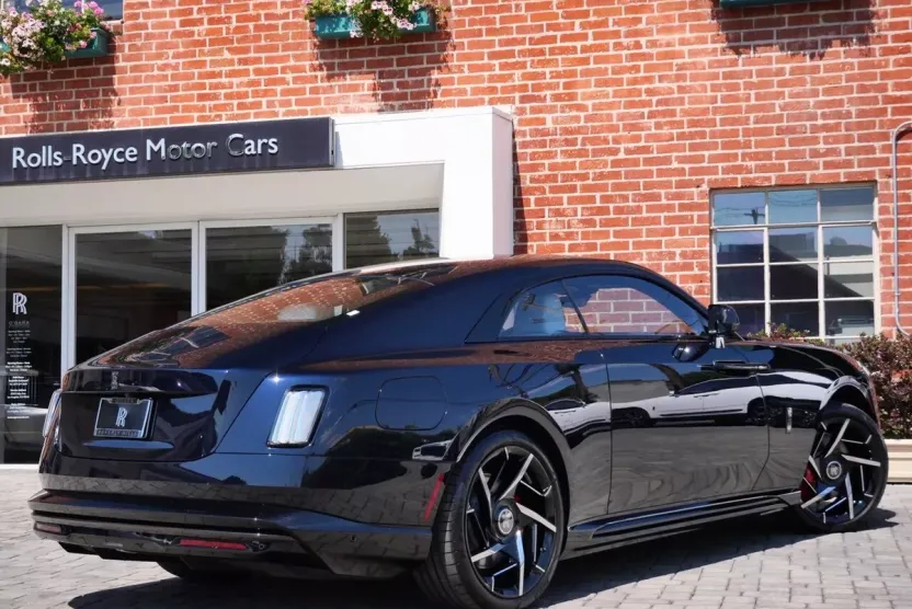 2025 Rolls Royce Spectre photo 1