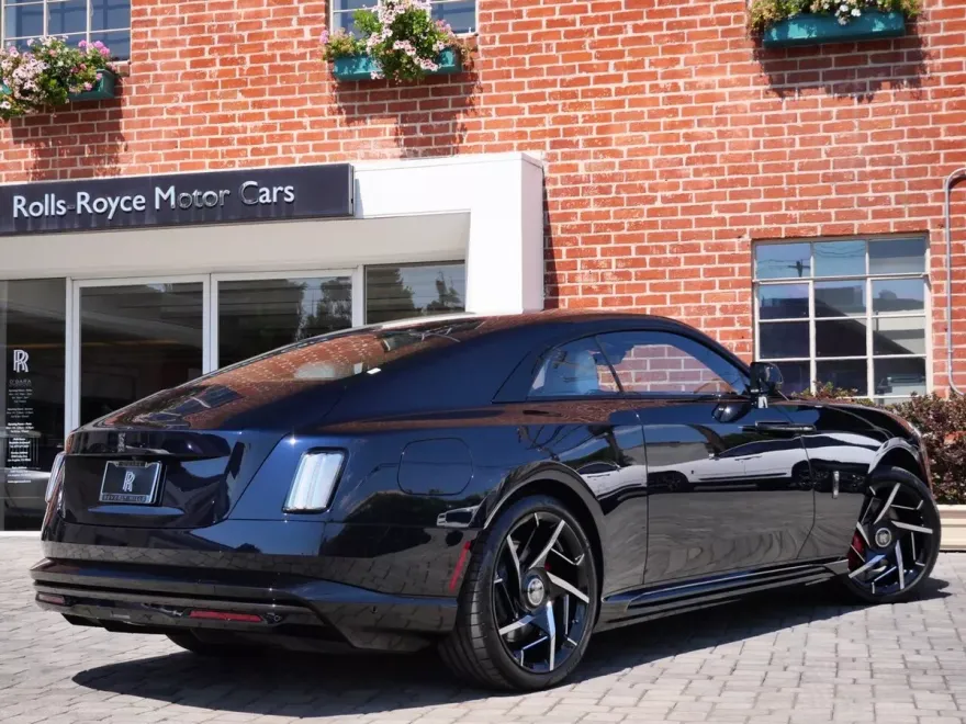 2025 Rolls Royce Spectre photo 1
