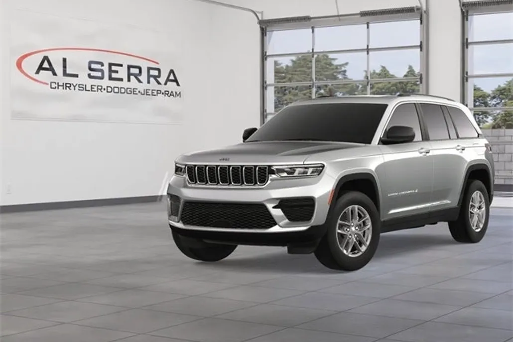 2025 Jeep Grand Cherokee Base photo 1
