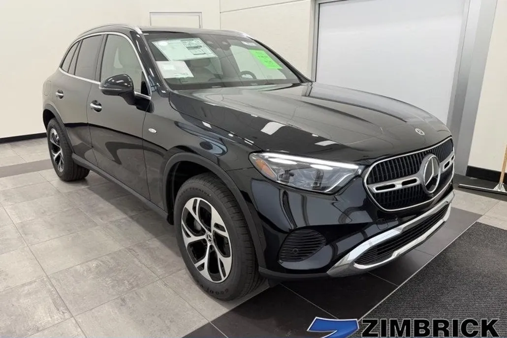 2025 Mercedes Benz GLC 350e 4MATIC photo 1