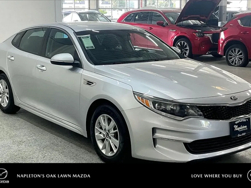 2018 Kia Optima LX photo 1
