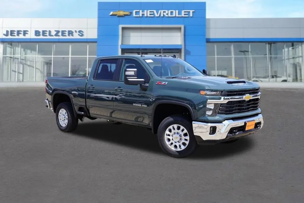2025 Chevrolet Silverado 3500HD LT Z71 photo 1