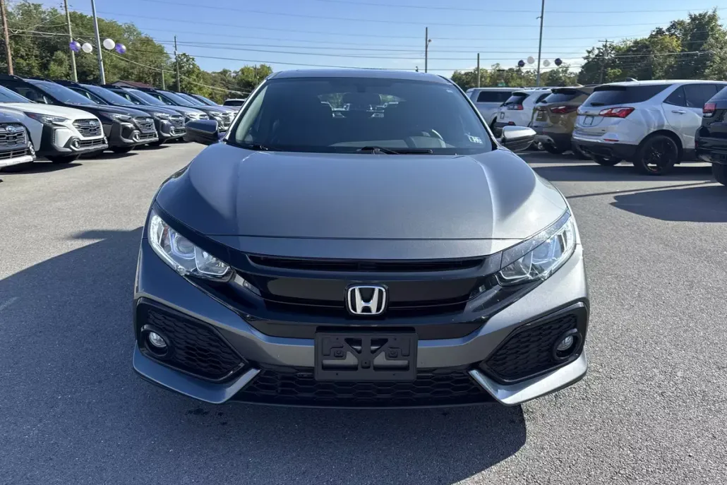 2017 Honda Civic Hatchback EX photo 1