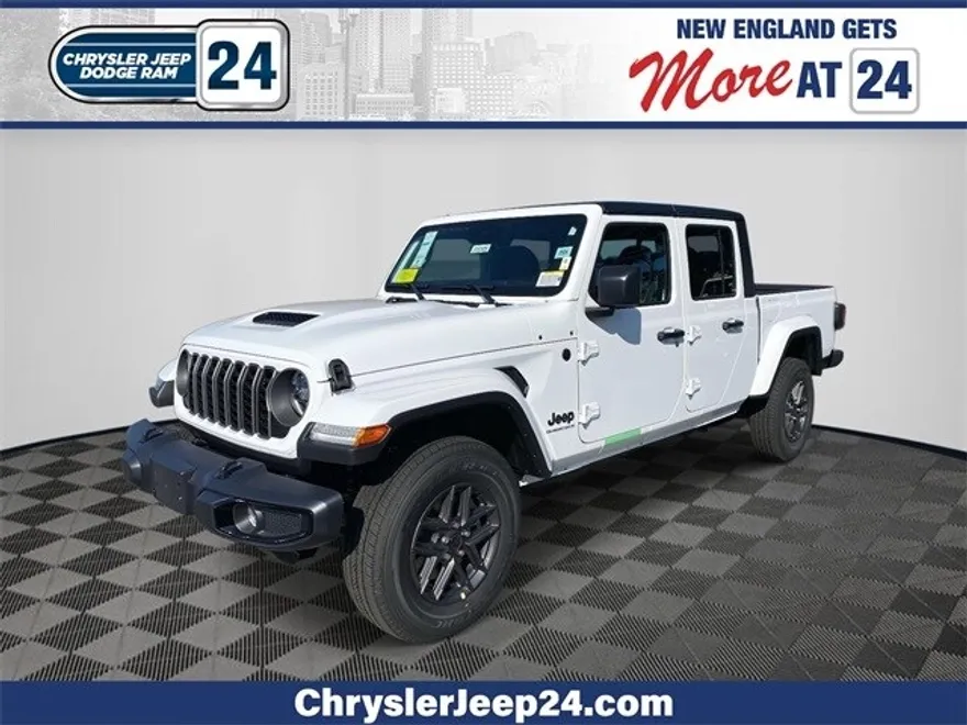 2025 Jeep Gladiator Sport S photo 1
