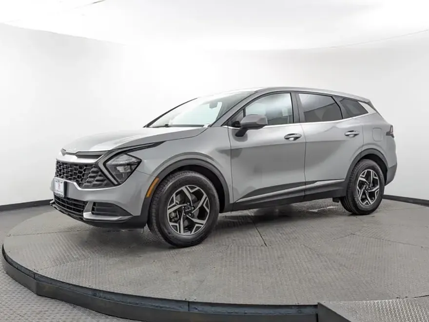 2023 Kia Sportage LX photo 1