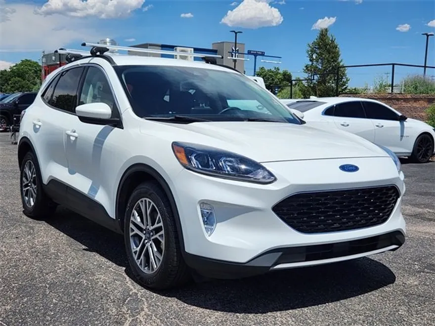 2020 Ford Escape SEL photo 1