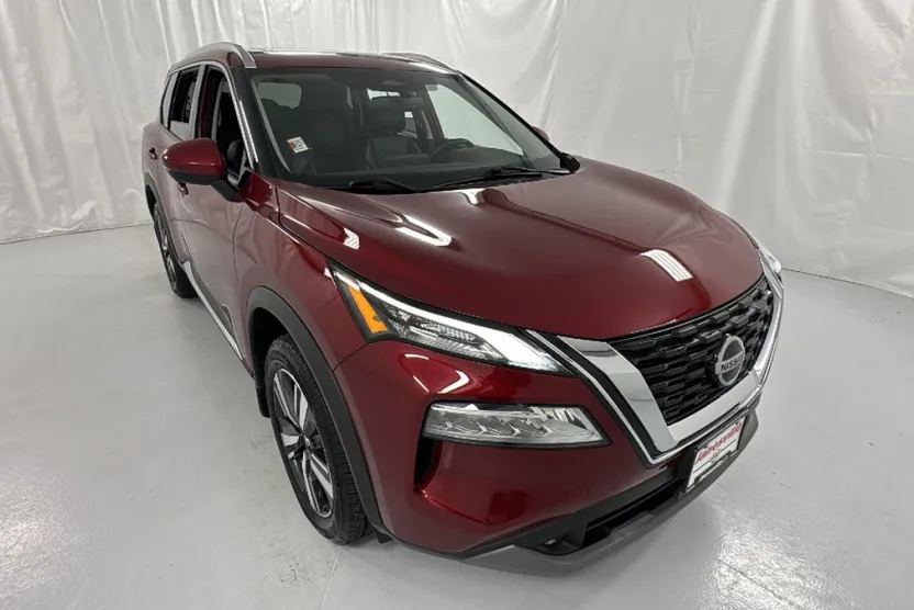 2021 Nissan Rogue SL photo 1