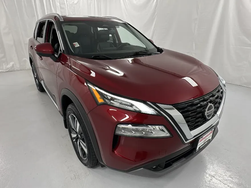 2021 Nissan Rogue SL photo 1
