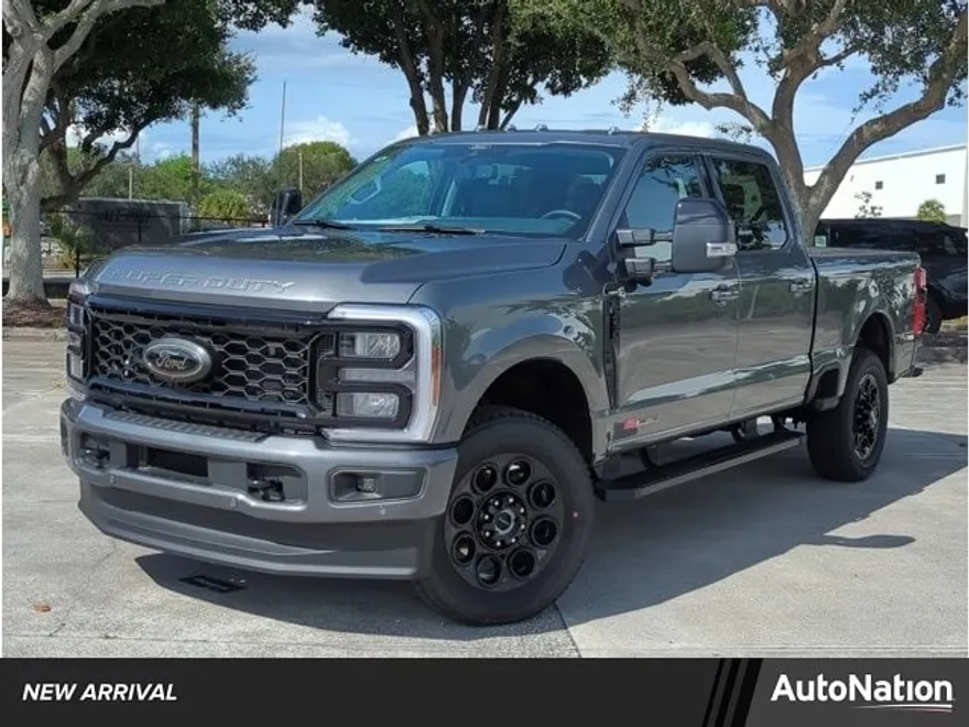 2026 Ford F-250 Lariat photo 1
