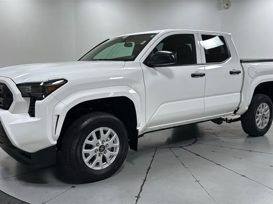 2024 Toyota Tacoma SR photo 1