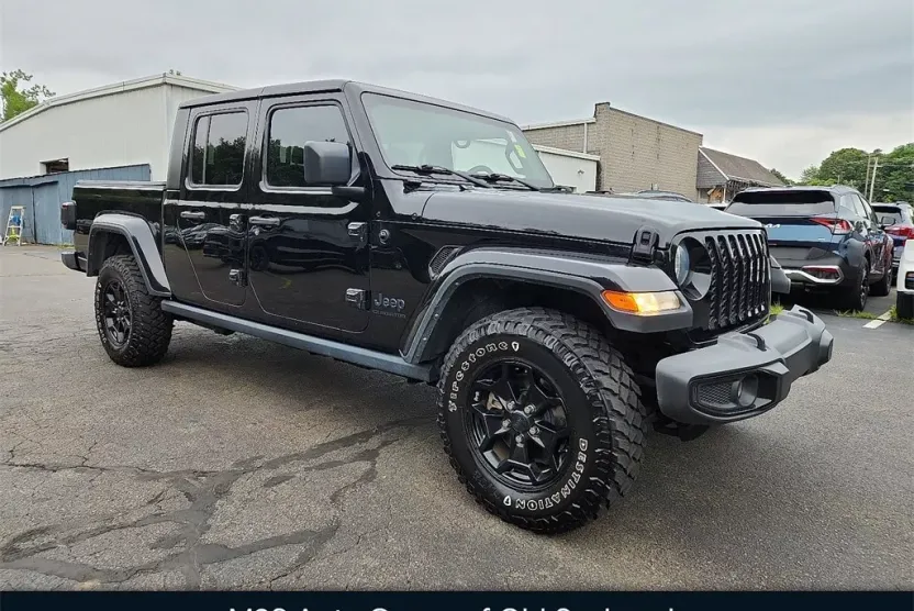 2021 Jeep Gladiator Willys photo 1