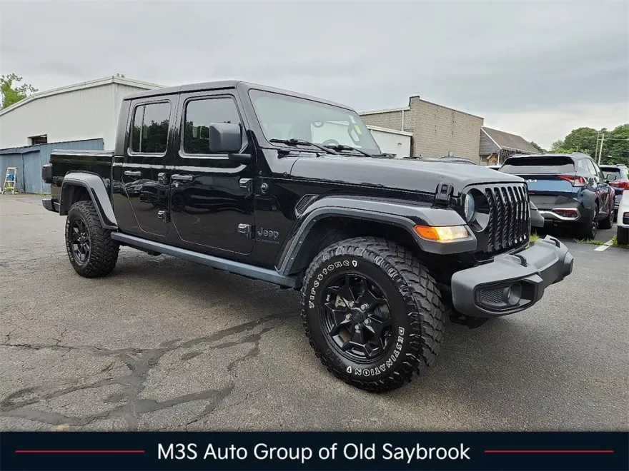 2021 Jeep Gladiator Willys photo 1
